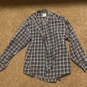 Flannel long sleeve with buttons